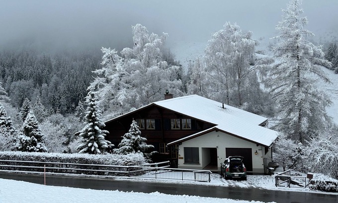 Zweisimmen Chalet De Esquí | Casa de vacaciones Zweisimmen para 1 - 13 personas con 5 dormitorios - Chalet de madera
