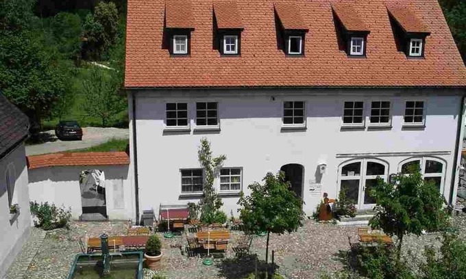 Winterstetten Apartamento | Vacaciones en el elegante "Deer Apartment" con una vista del campo