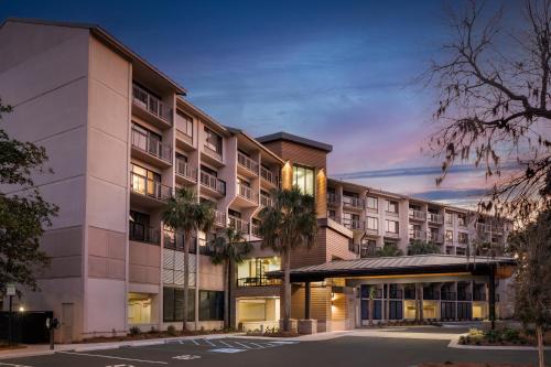 Hilton Head Island Hotel | Holiday Inn Express Hilton Head Island by IHG