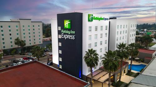 Tlaquepaque Hotel | Holiday Inn Express Guadalajara Aeropuerto by IHG