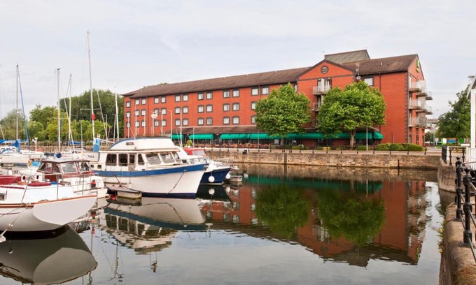 Hull Hotel | Holiday Inn Hull Marina by IHG