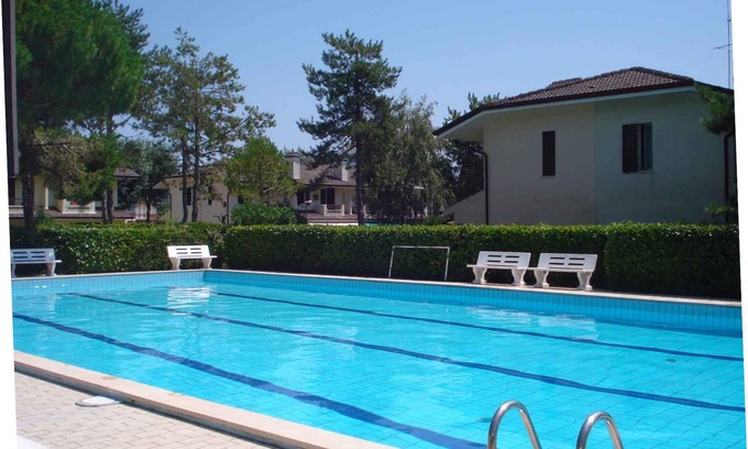 Porto Santa Margherita Casa | Casa vacacional en pueblo de vacaciones con piscina