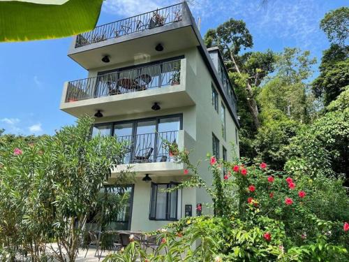 Islands District Apartamento | Holiday Let - Mui Wo, Lantau Island