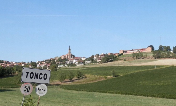 Tonco Apartamento | Monferrato de vacaciones - LE GINESTRE - WI-FI Y PARKING GRATIS