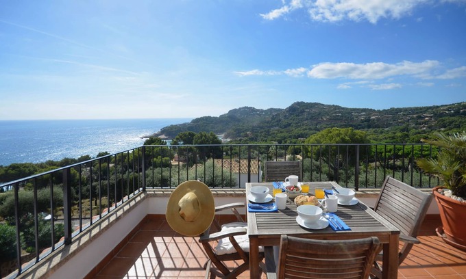 Aiguablava Apartamento | Alquiler apartamento con piscina en Begur, Aiguablava