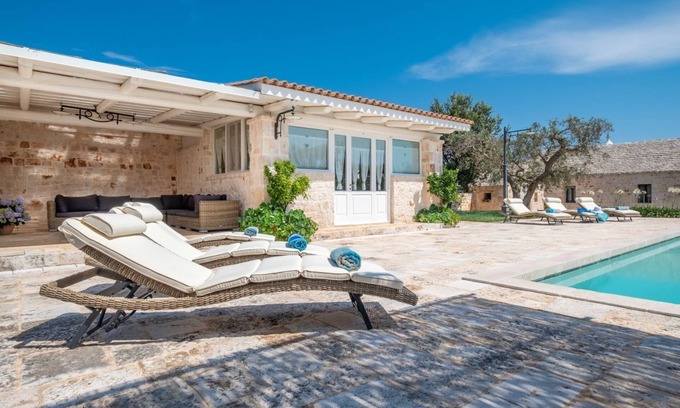 Castellana Grotte Villa | alquiler vacaciones gran chalet italia, bari, puglia, apulia, trulli, piscina, wifi, villa italiana a largo plazo a largo plazo