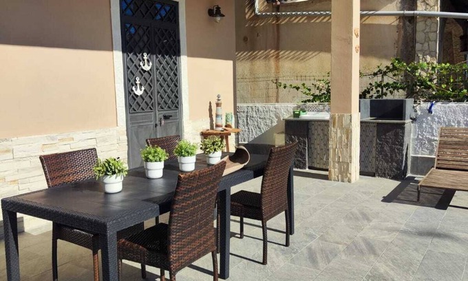 San Giorgio-Librino-San Giuseppe la Rena-Zia Lisa-Villaggio Sant'Agata Casa | Villa de vacaciones en la zona de Vaccarizzo