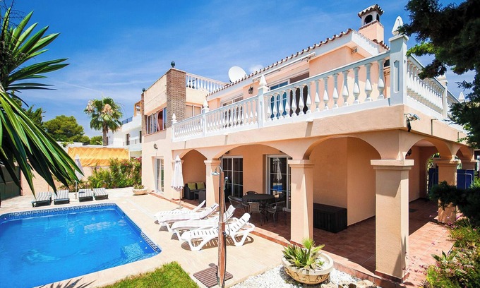 Urbanizacion Costabella Villa | Holiday villa in Marbella