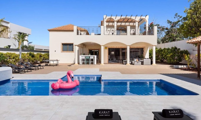 Costa Adeje Villa | Villa Vacacional 'Karat Luso' con Vista al Mar, Wi-Fi y Aire Acondicionado