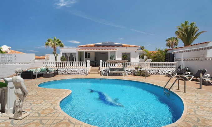 Callao Salvaje Villa | Villa de vacaciones 'Milena' con vistas al mar, Wi-Fi y aire acondicionado