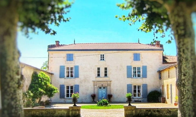 Preignac Apartamento | Vacaciones con un sentimiento de castillo