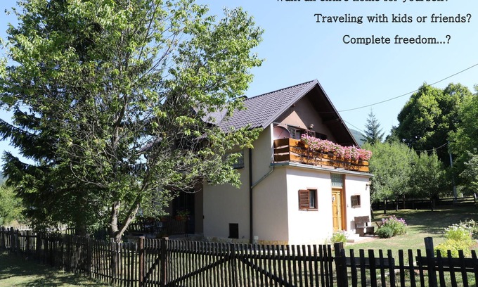 Rudanovac Casa | HolidayHome Iris cerca de los lagos de Plitvice, ¡perfecto para familias y amantes de la naturaleza!