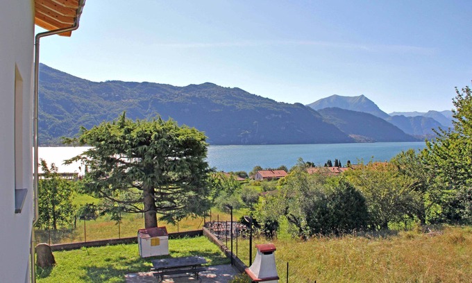 Mandello del Lario Apartamento | - Vacaciones en el Lago de Como - B & B del Lario -