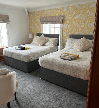 Pentre Berw Hotel | Holland Arms Hotel