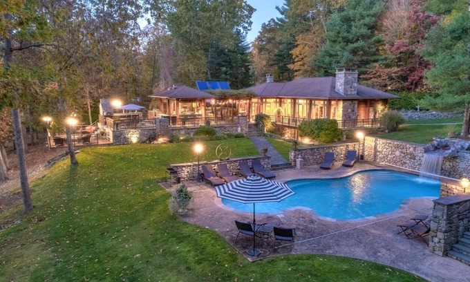 Killingworth Casa | Hollow Brook Estate