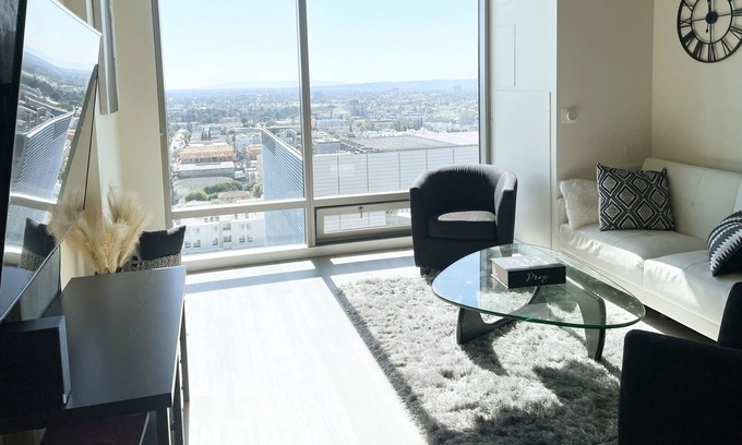 Glendale Apartamento | Hollywood loft with city view