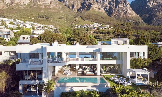 Camps Bay Villa | Hollywood Mansion & Spa Camps Bay, capacidad para 12 personas, lado mar (Ganador del primer puesto