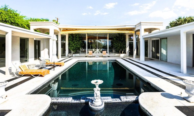 Vista Las Palmas Casa | Hollywood Vintage Estate-City of Palm Springs ID#: 4798