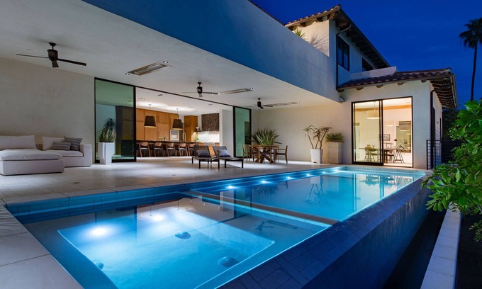 Carthay Circle Casa | Hollywood VIP Getaway with Pool, Hot Tub, and More
