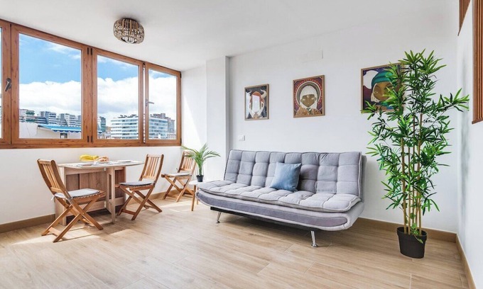 Las Palmas de Gran Canaria Apartamento | Home2Book Lovely Seaside Apartment Las Canteras