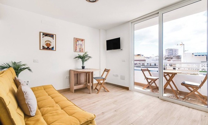 Las Palmas de Gran Canaria Apartamento | Home2Book Cozy Seaside Apt Las Canteras Beach