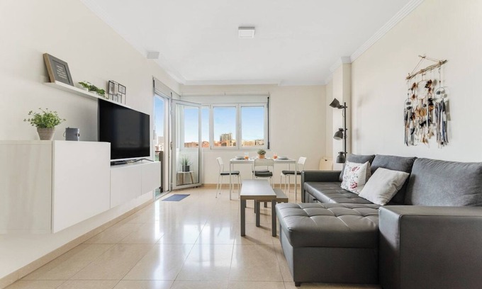 Las Palmas de Gran Canaria Apartamento | Home2Book Urban Stay Terrace with pool, Las Palmas