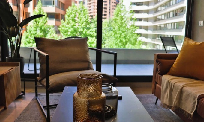 Apoquindo Apartamento | HOM I Depto 2D2B 4PAX Las Condes con Estacionamiento