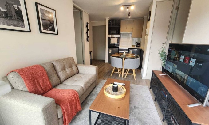 Downtown Santiago Apartamento | HOM | Nuevo y Moderno Depto 2D2B 3PAX Santiago