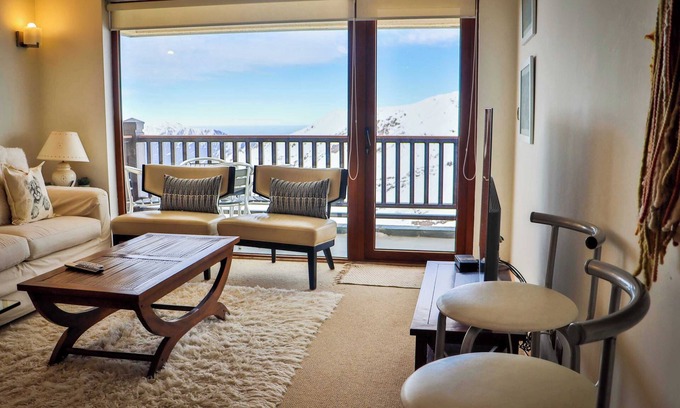Valle Nevado Apartamento | HOM | Valle Nevado de Lujo 4D3B Ski in-out Jacuzzi