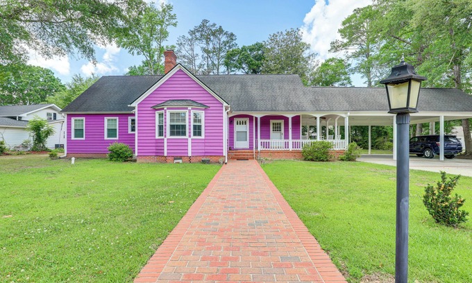 Conway Casa | Home 1 Mi to Dtwn Conway: Great for Beach Days!