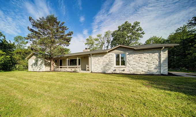 Harborcreek Casa | Home < 1 Mi to Lake Erie & Shades Beach Park!