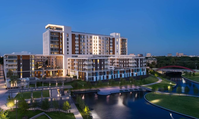 Addison Apartamento | Home Away From Home 1BDR Apartment