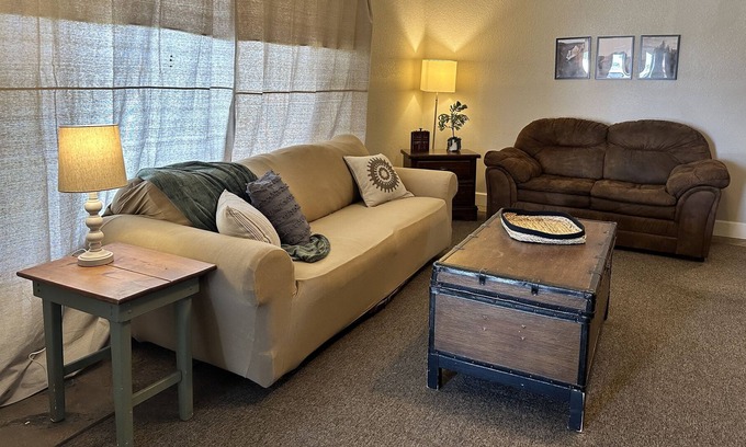 Sweeny Casa | Home away from home! 3 bedroom, 2 bathroom home with beautiful backyard!