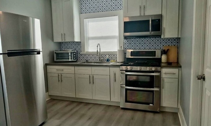 Mojave Casa | Home away from home in Mojave With parking space in the driveway