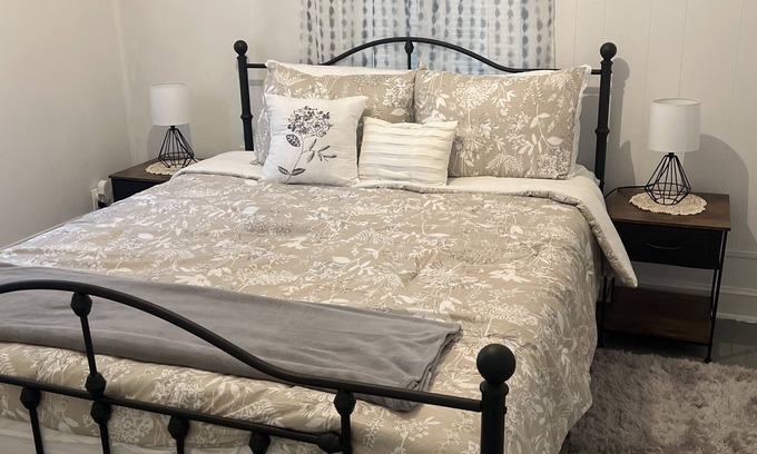 Waterbury Apartamento | Home away from Home