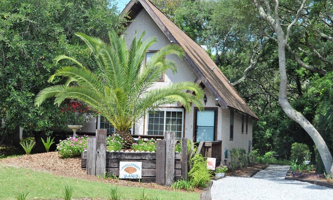 Fernandina Beach Casa | Hogar lejos de casa - Caminata corta a la playa