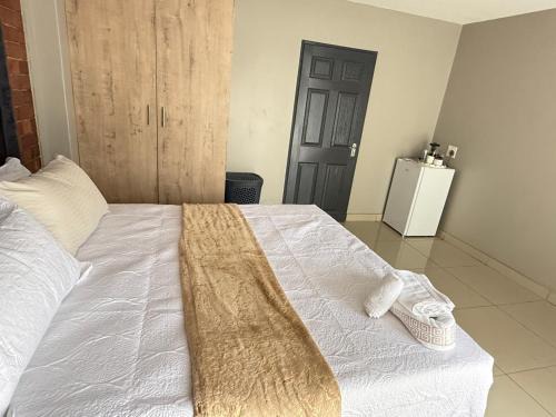 Emalahleni Cama Y Desayuno | Home Away Nest B&B