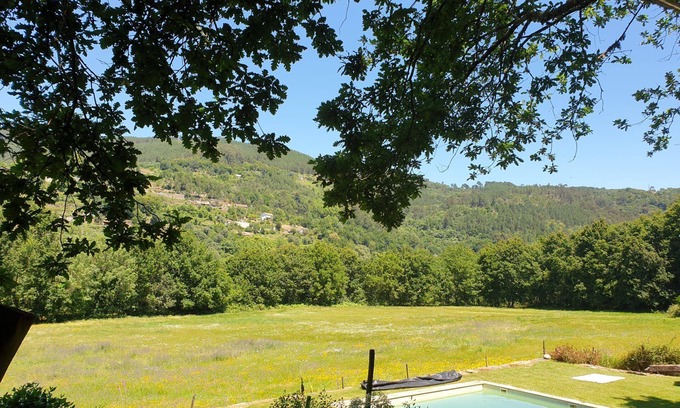 Portela de Santa Eulalia Casa | Home Beyond the River
