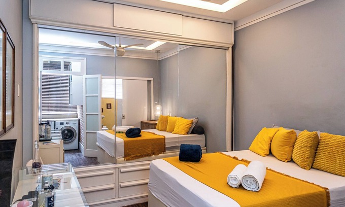 Flamengo Apartamento | Home Carioca: Flamengo, 4 Guests, Beach and Landfill