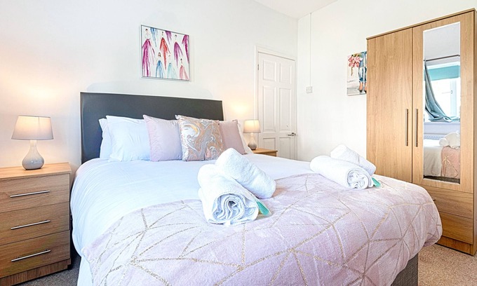 Landore Casa | Hogar lejos de casa casa de 3 dormitorios en el centro de Swansea