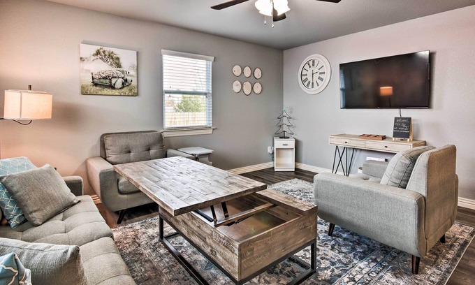 Downtown Casa | Home: Grassy Yard, Walk to Bentonville Square
