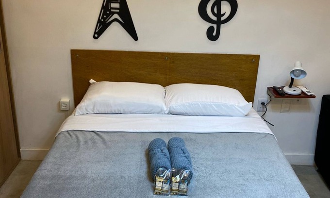 Lapa Apartamento | HOME IN RIO - Cinelândia II (the most ROCK N' ROLL)