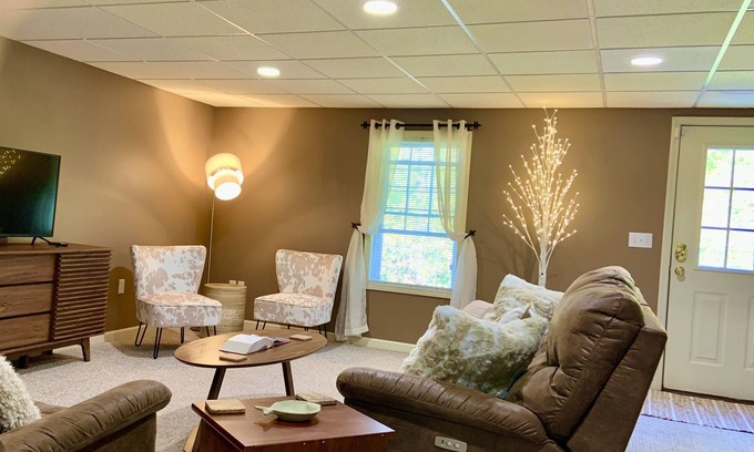 Woodfin Casa | Home in Nature while 10 min drive to downtown