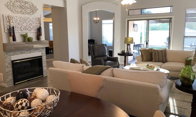 North Scottsdale Casa | Casa de lujo recientemente renovada en el norte de Scottsdale