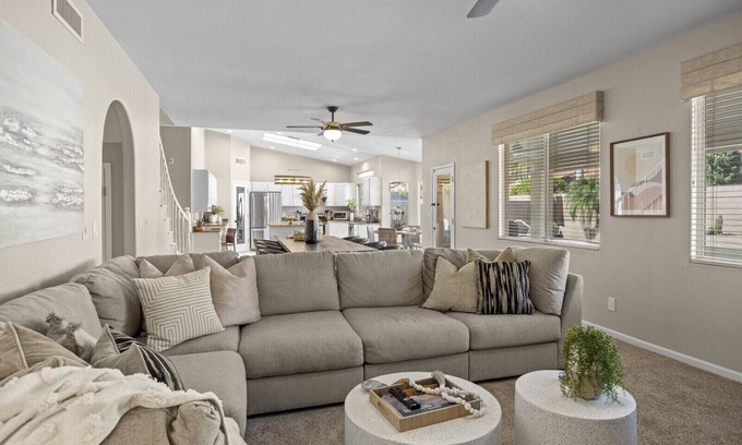 Paradise Park Vista Casa | Home In One in Scottsdale near Golf and Shopping
