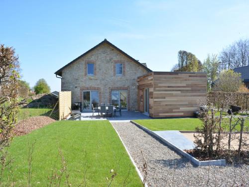 Ovifat Casa | Home in Ovifat with Sauna