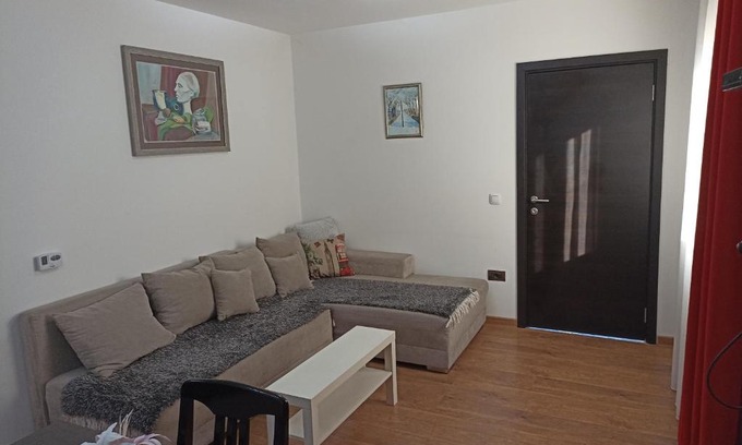 Belgrade Apartamento | Home in Surcin