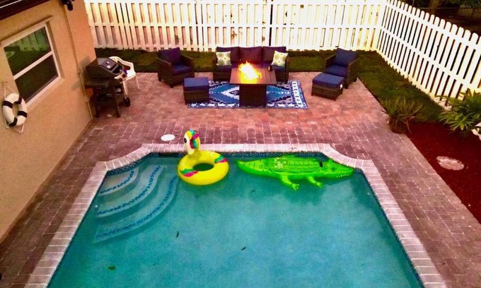 West Palm Beach Casa | Home in West Palm Beach with Heated Pool