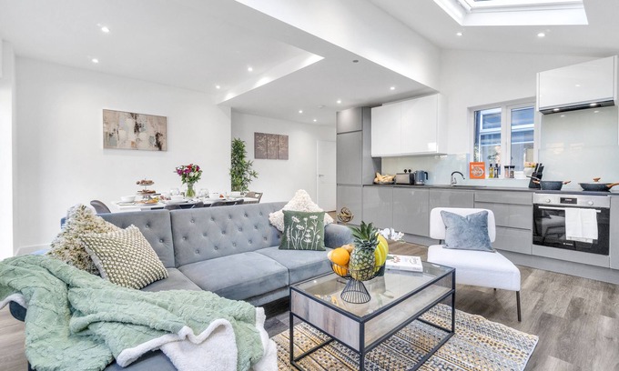 West Hendon Apartamento | home.ly - North London Apartments Hendon