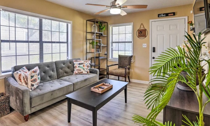 Caddo Heights-South Highlands Casa | home- minutes aways from casinos and airport